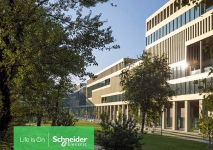foto noticia Fast Company reconoce las soluciones Net Zero Building de Schneider Electric implantadas en IntenCity